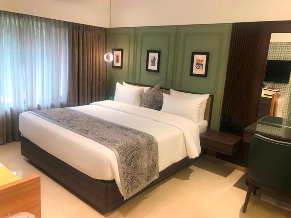 The International By Tunga Hotel Mumbai Exterior photo
