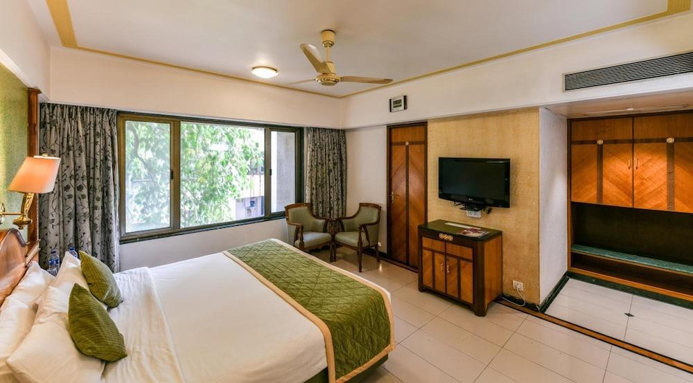 The International By Tunga Hotel Mumbai Exterior photo