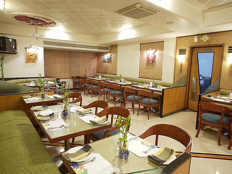The International By Tunga Hotel Mumbai Exterior photo