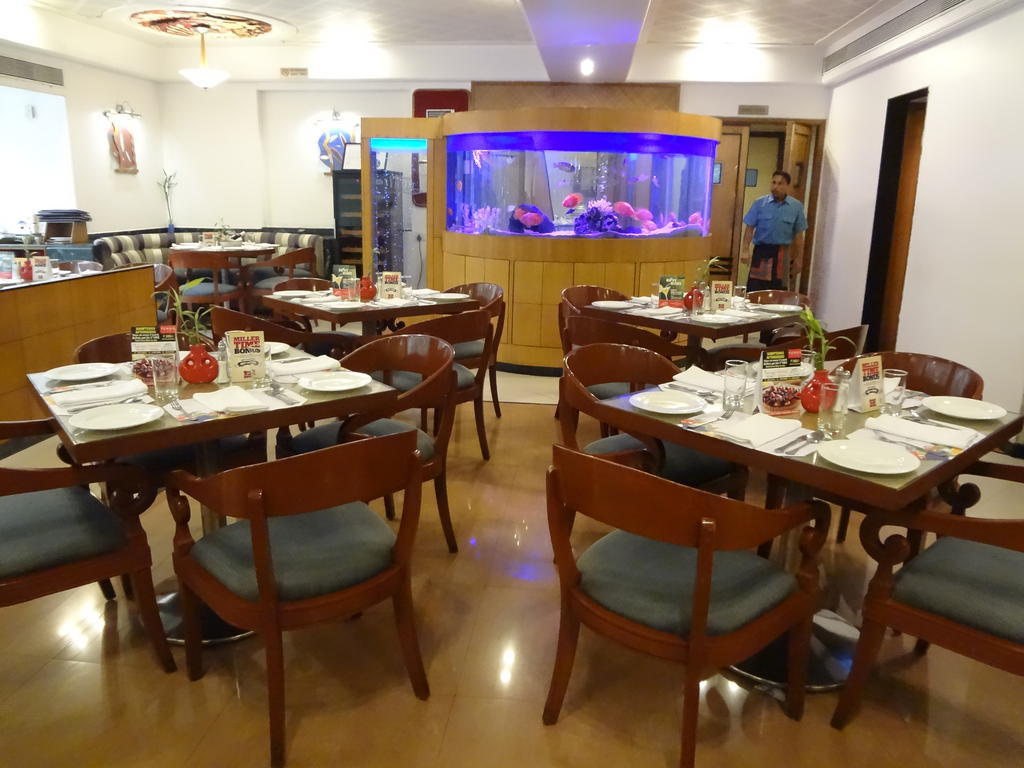 The International By Tunga Hotel Mumbai Exterior photo